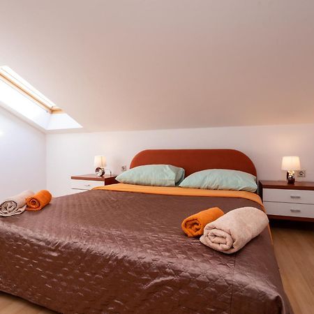 Apartmani Velnic Baška Buitenkant foto