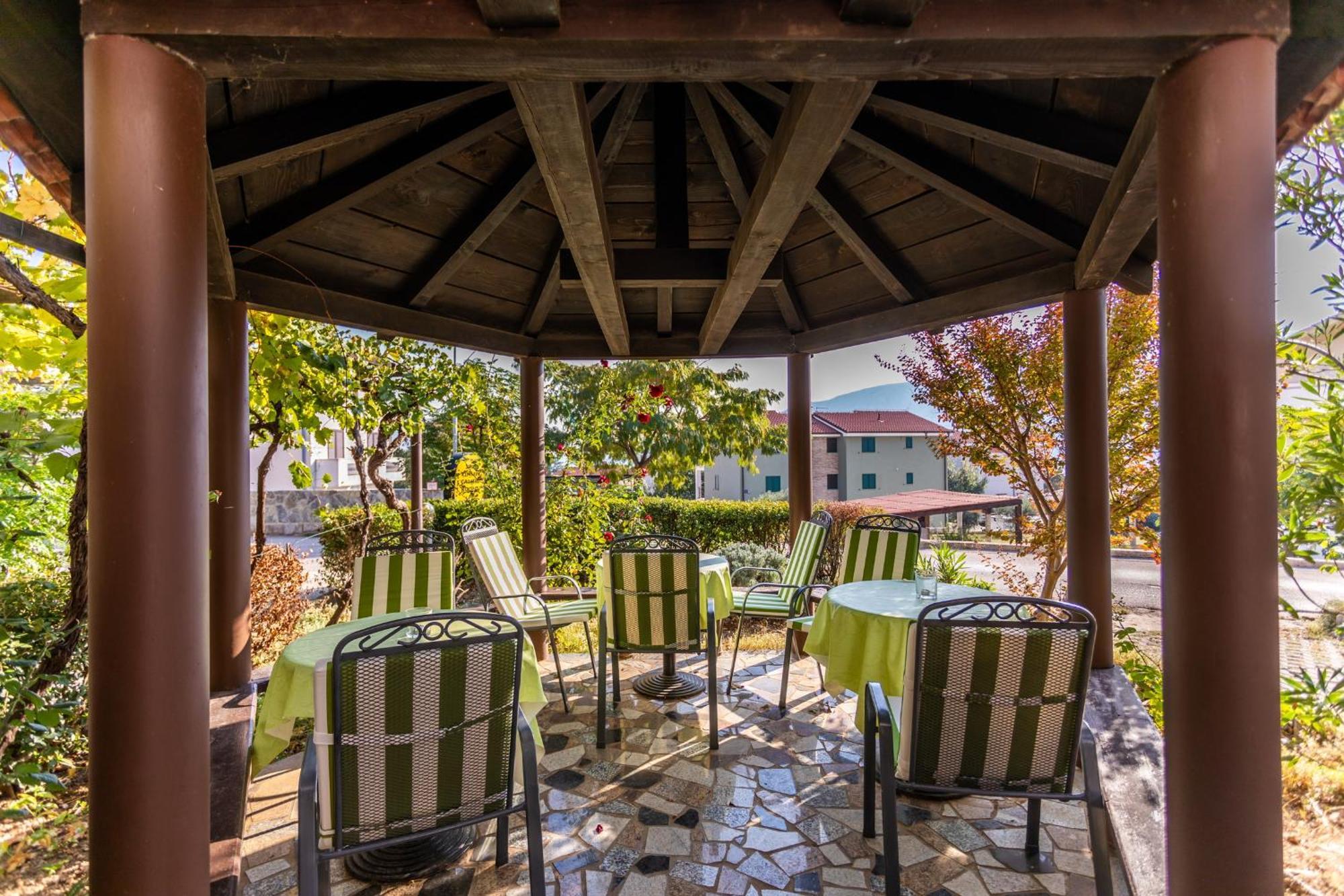 Apartmani Velnic Baška Buitenkant foto